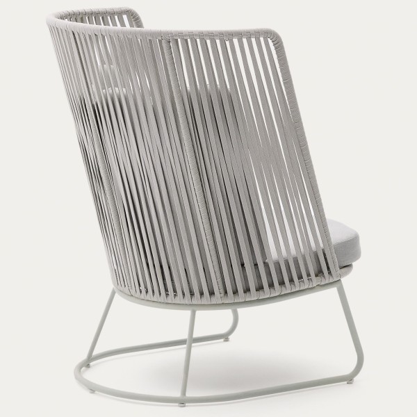 Крісло Saconca з високою спинкою – комфорт та стиль для вашого саду