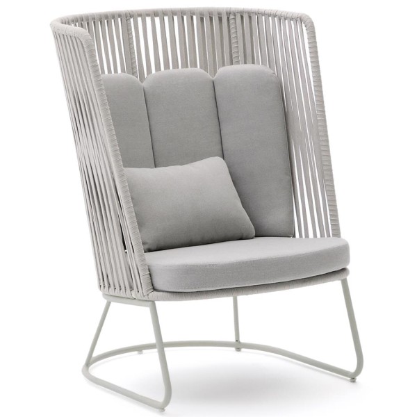 Крісло Saconca з високою спинкою – комфорт та стиль для вашого саду