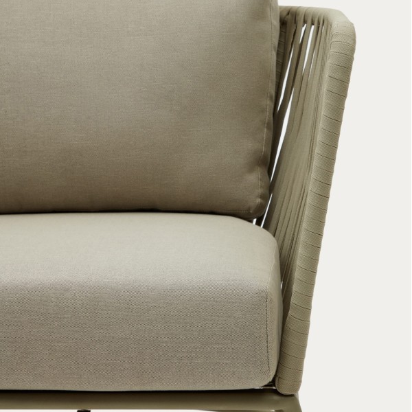 Крісло Saconca – комфорт для вашого саду та вулиці