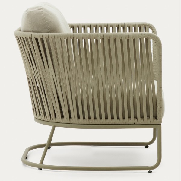 Крісло Saconca – комфорт для вашого саду та вулиці