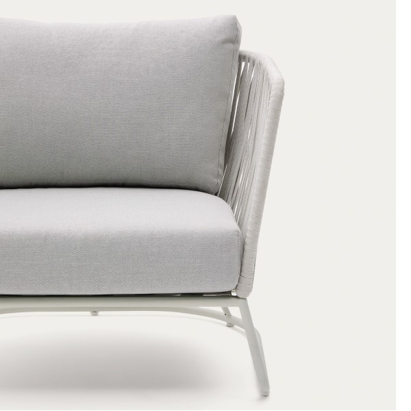 Крісло Saconca – комфорт для вашого саду та вулиці