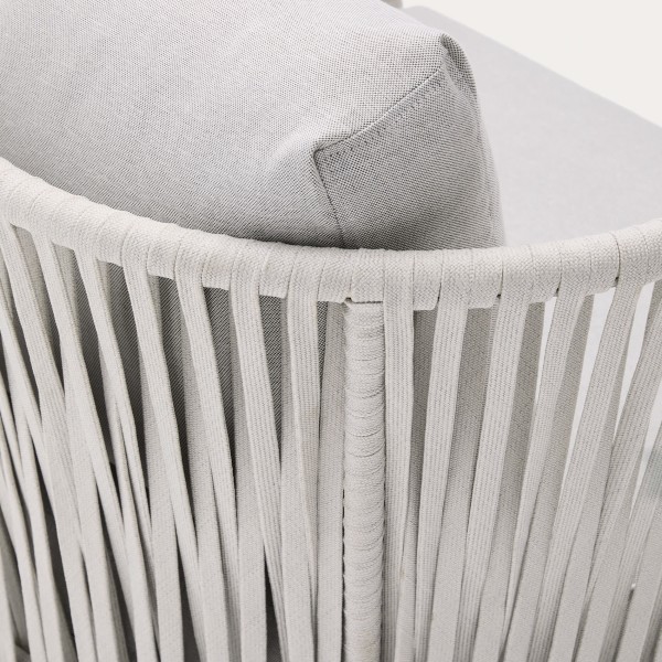 Крісло Saconca – комфорт для вашого саду та вулиці