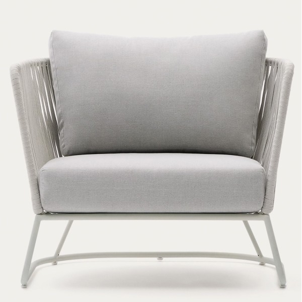 Крісло Saconca – комфорт для вашого саду та вулиці