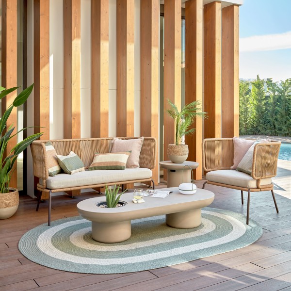 Крісло Nadin: елегантне крісло для саду та кафе