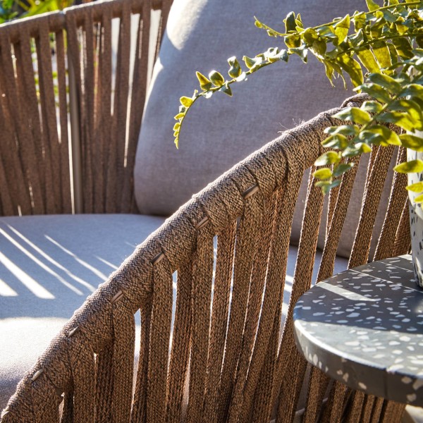 Крісло Branzie – комфорт і стиль для вашого саду та кафе