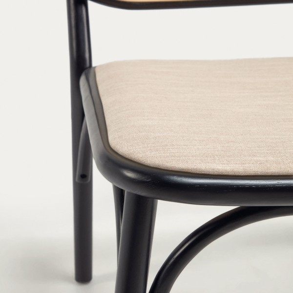 Крісло Doriane - стиль та комфорт для вашого саду або кафе