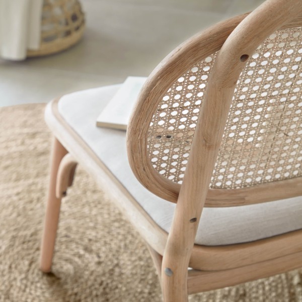 Крісло Doriane - стиль та комфорт для вашого саду або кафе