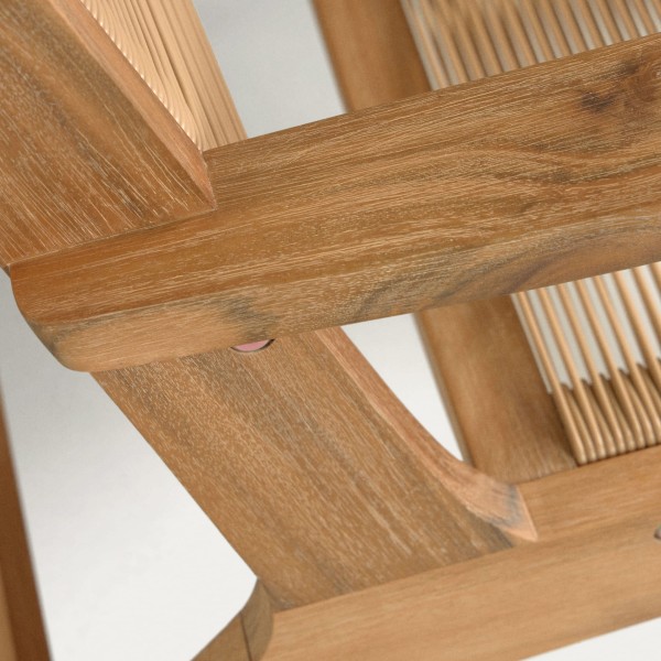 Крісло Geralda з масиву акації