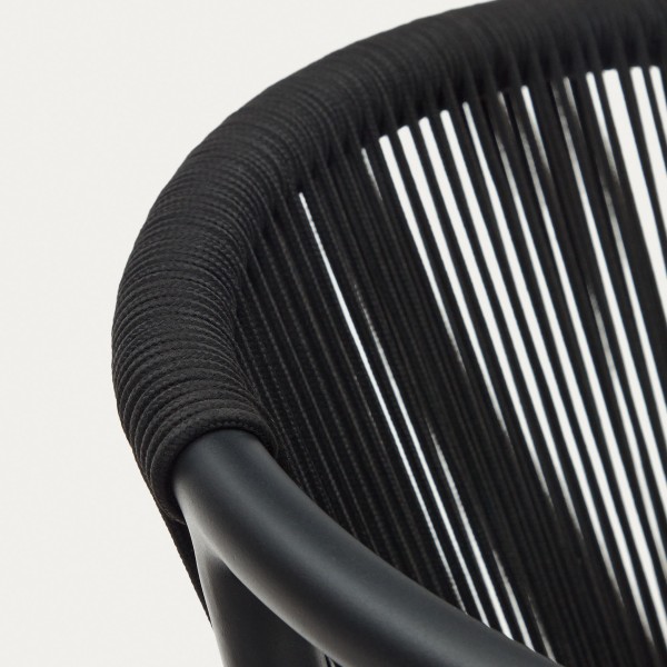 Стілець Xelida – сучасний комфорт для дому та саду