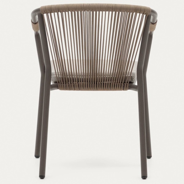 Стілець Xelida – сучасний комфорт для дому та саду