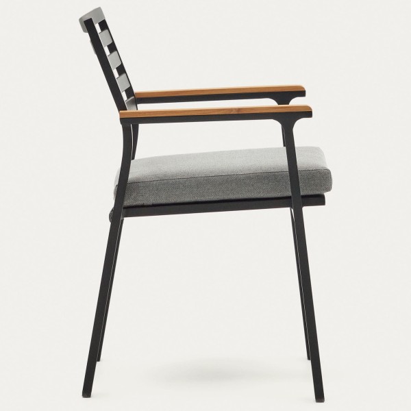 Стілець Bona – Для Вашої кухні та саду