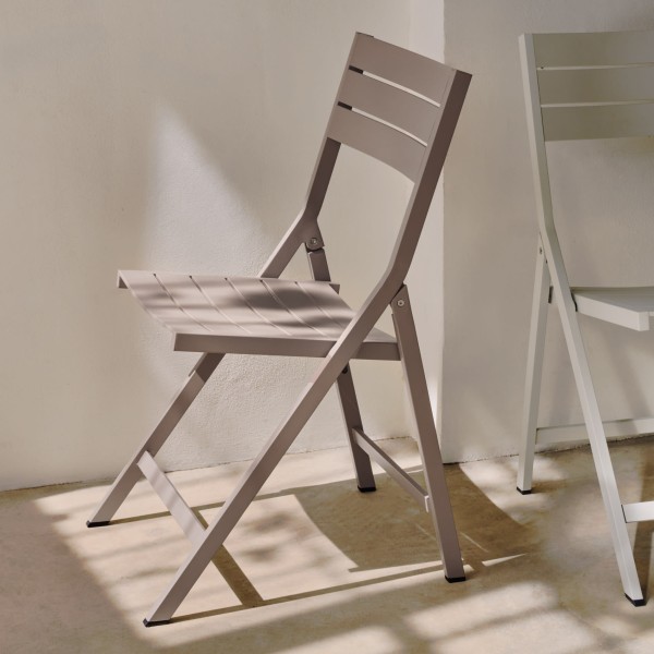 Стілець розкладний Torreta — Елегантний стілець для саду та кухні