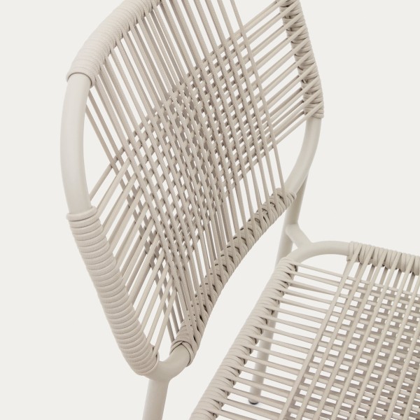 Стілець Talaier - комфорт та стиль для вашого інтер'єру та саду