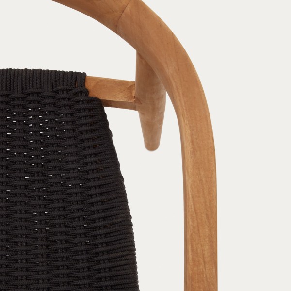 Стілець Ydalia — для саду та кафе