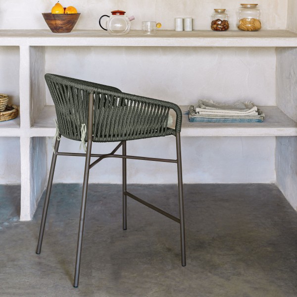 Напіварний стілець Yanet