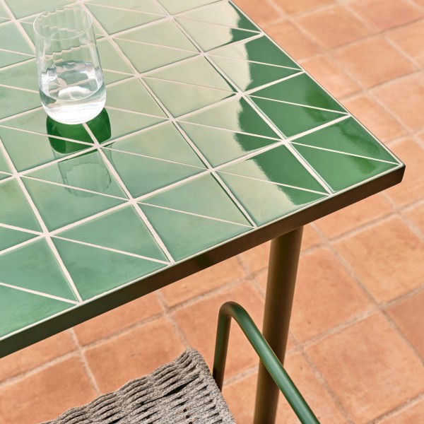 Стіл Maurina 182х91 см – стильні та практичні меблі для вулиці та кафе