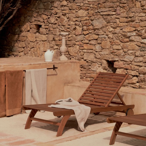 Шезлонг Beila — комфорт та стиль для вашого саду