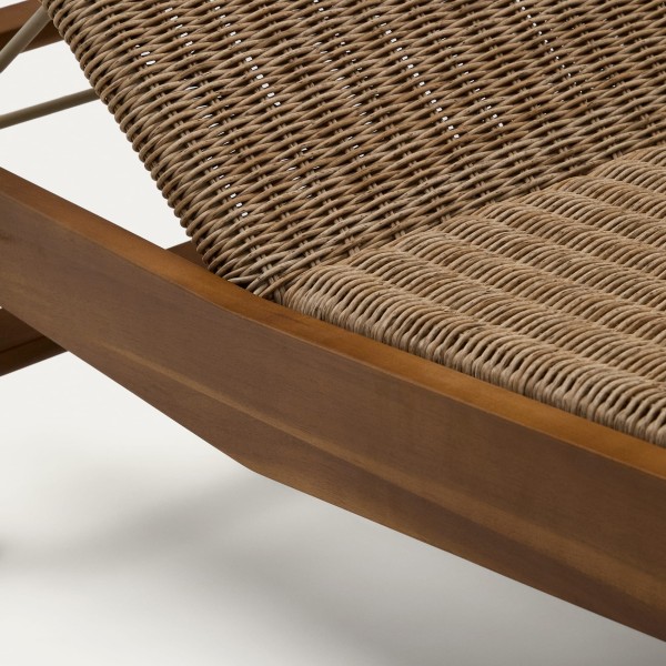 Шезлонг Itani – елегантна зручність для вашого саду