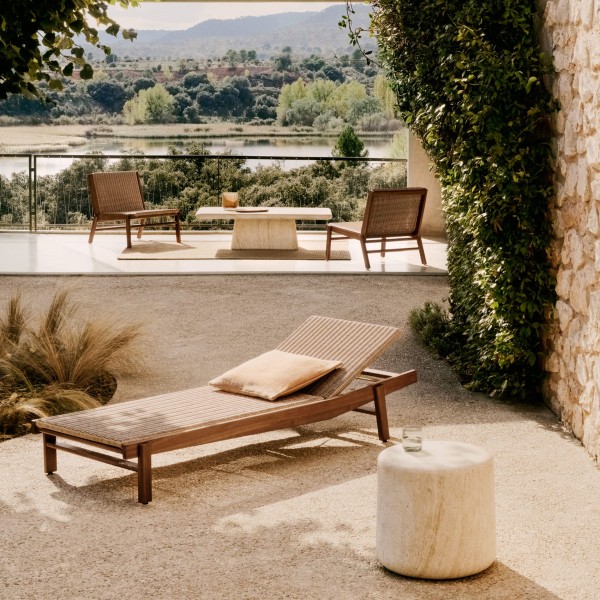 Шезлонг Itani – елегантна зручність для вашого саду