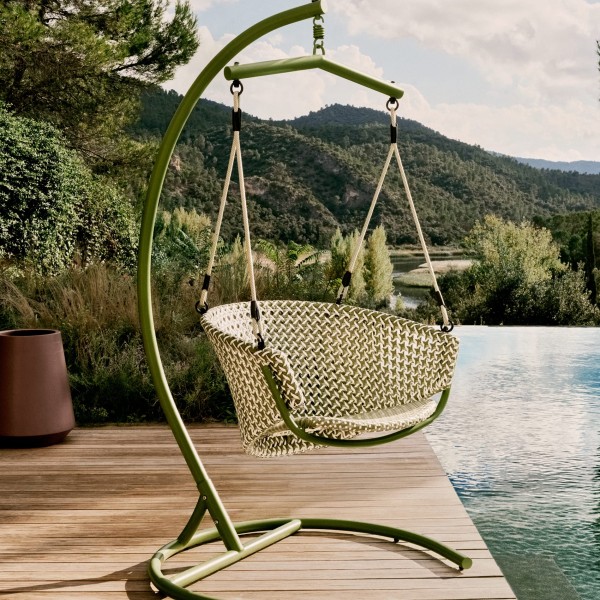 Підвісне крісло Saliga – ідеальне для вашого саду