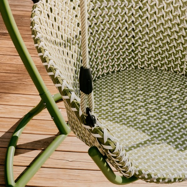 Підвісне крісло Saliga – ідеальне для вашого саду