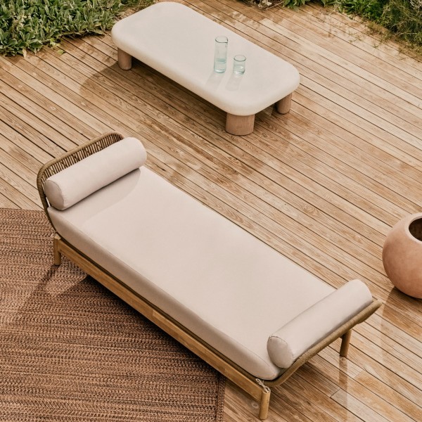 Диван-кушетка Catalina – зручність та елегантність для вашого саду