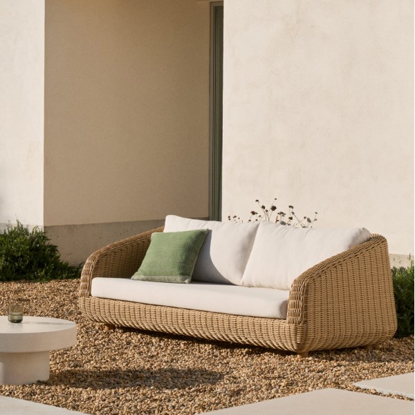 Диван Meria – стиль та комфорт для вашого саду