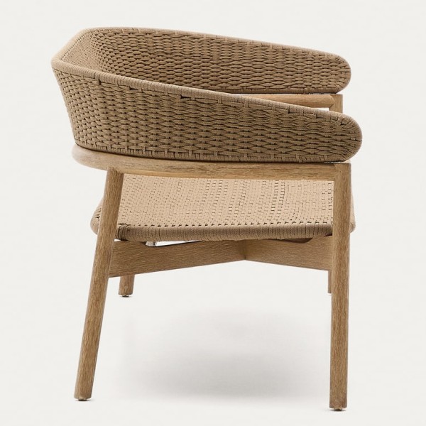 Диван Arinella – комфорт та стиль для вашого саду