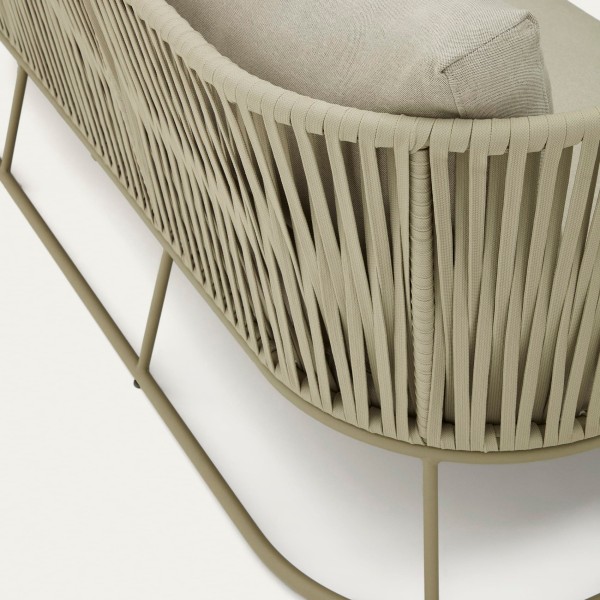 Диван Saconca – для комфортного відпочинку на вулиці