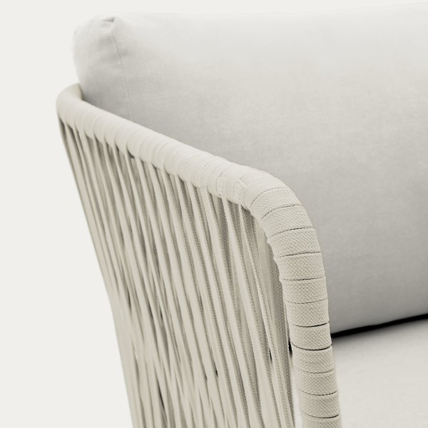 Диван Saconca – для комфортного відпочинку на вулиці