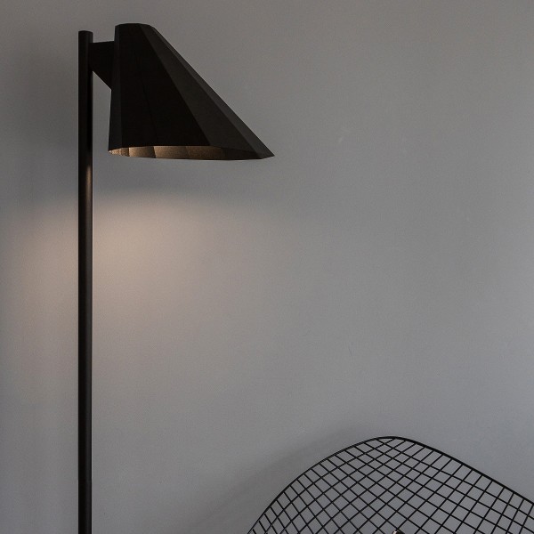 Торшер Lumia Flo — підлоговий світильник з металу
