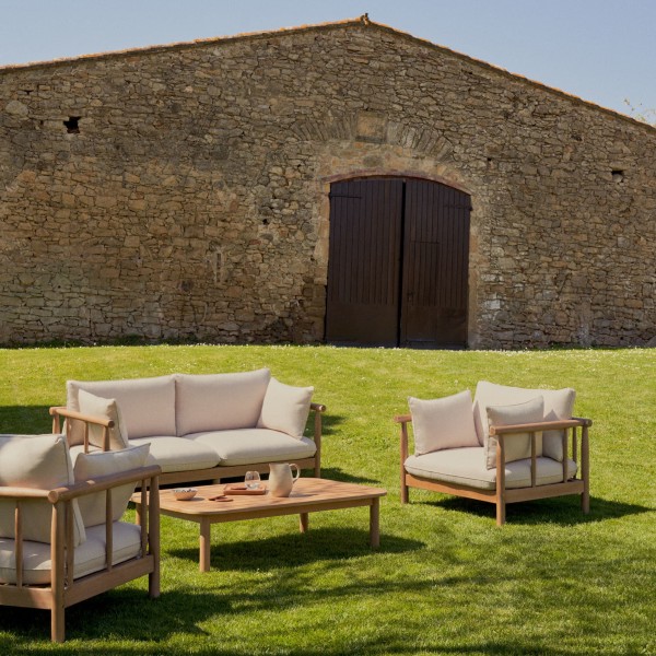 Диван 2-місний Sacova – комфорт для вашого саду