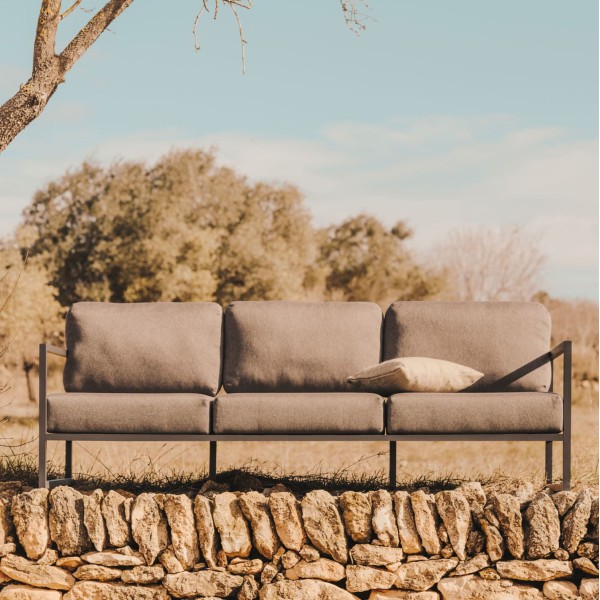 Диван 3-місний Comova — Стиль для Вашого саду та вулиці