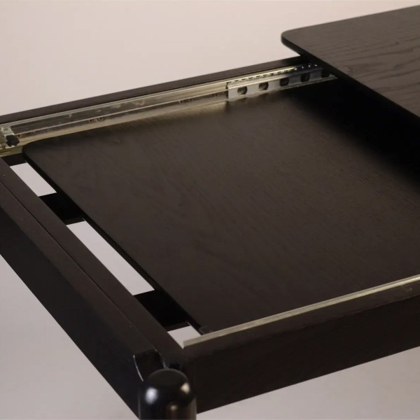 Стіл розкладний Eclipse — стильний та функціональний для вашої кухні