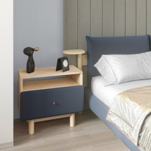 Тумба приліжкова для спальні – масив дерева та тканина