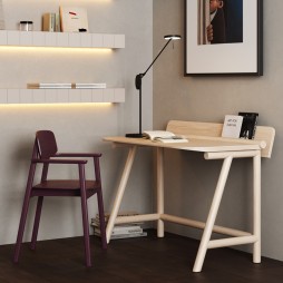 Письмовий стіл