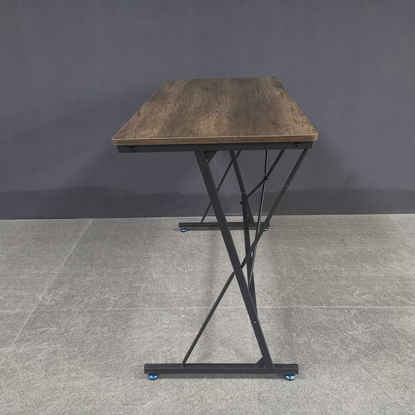 Стіл комп'ютерний письмовий Офіс – для комфортної роботи