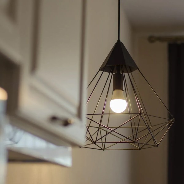 Люстра Pyramid P350 – стильний підвісний світильник