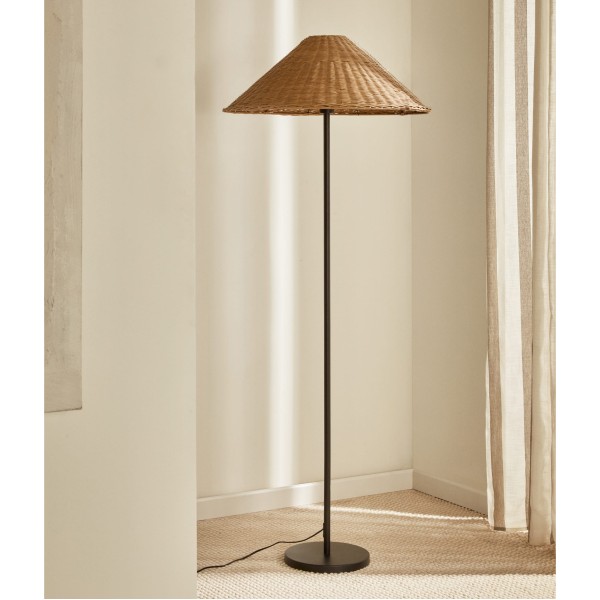 Торшер Urania – елегантне освітлення для вашого інтер'єру