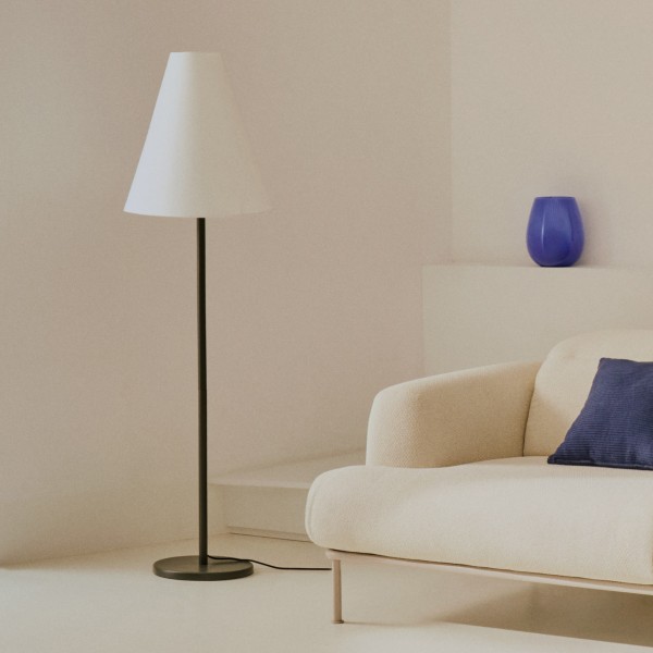 Торшер Navat - стильне та функціональне освітлення для будь-якої оселі