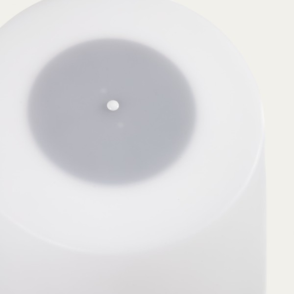 Підлоговий світильник Amaray — інноваційне освітлення на сонячній батареї