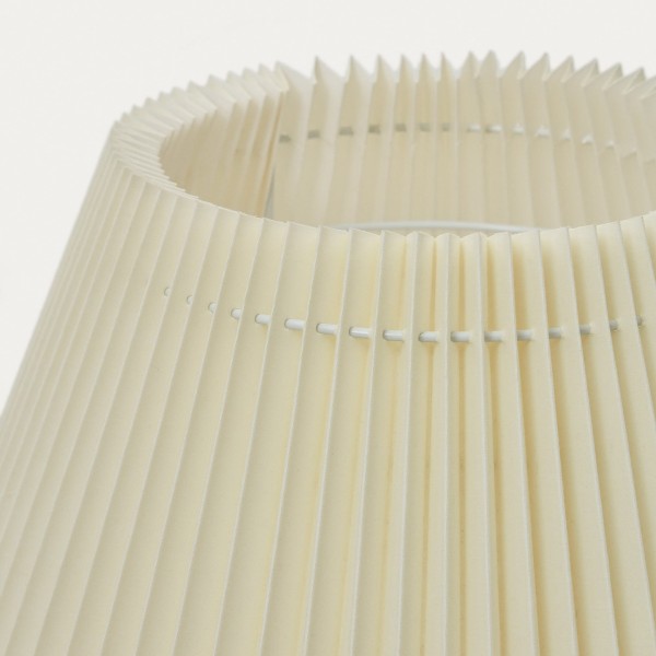 Торшер Benicarlo – стильне дерево та тканина для вашого дому