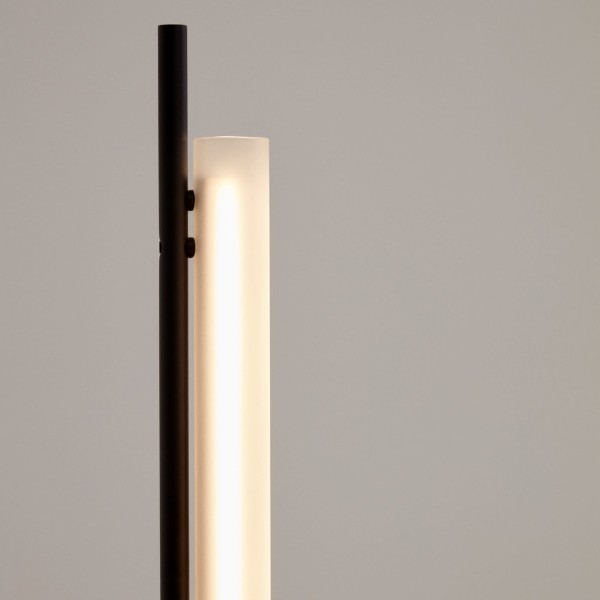 Торшер Vauxall – елегантне освітлення для вашого дому