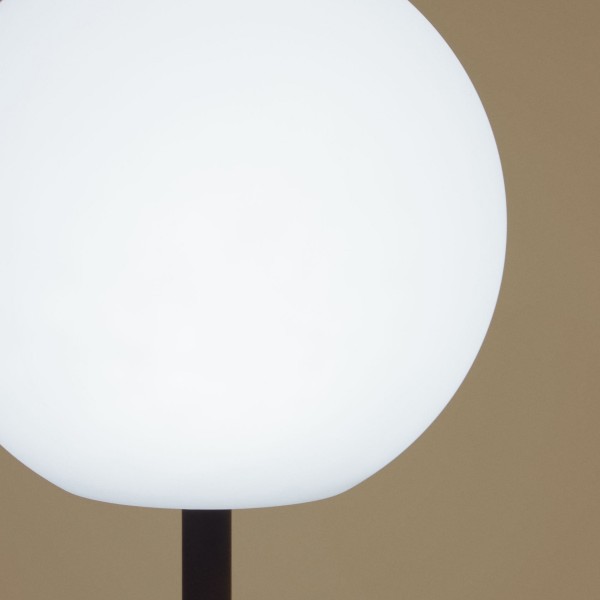 Настільна лампа Dinesh: стиль та комфорт для вашого інтер'єру