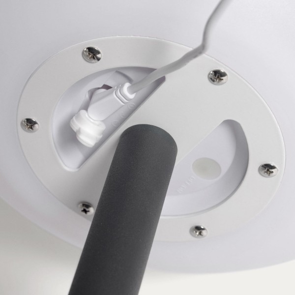 Настільна лампа Dinesh: стиль та комфорт для вашого інтер'єру