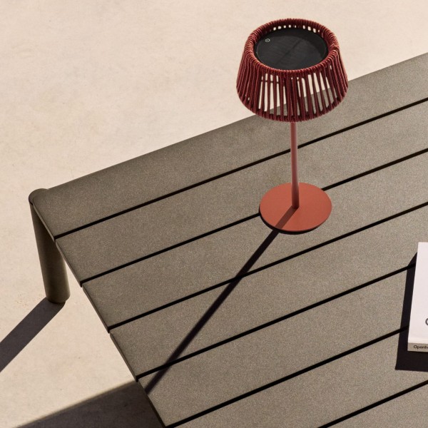 Настільна лампа Aldet - стильне та енергоефективне освітлення