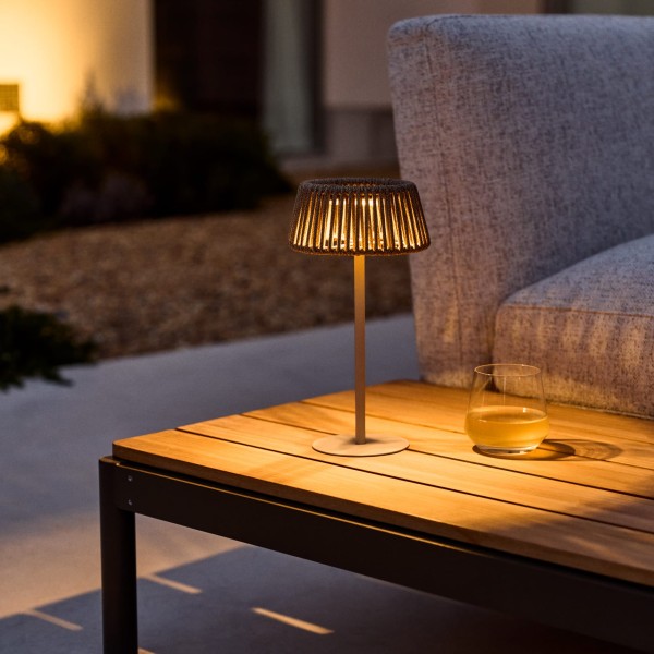 Настільна лампа Aldet - стильне та енергоефективне освітлення