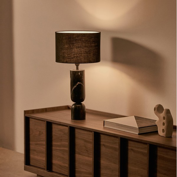 Настільна лампа Vex — стильне освітлення для вашого дому