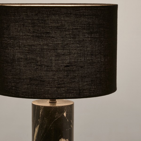 Настільна лампа Vex — стильне освітлення для вашого дому