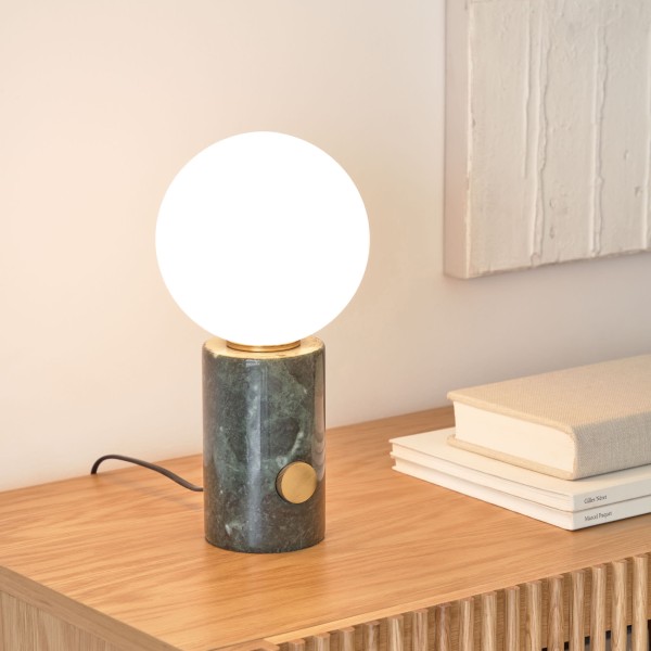 Настільна лампа Lonela – стиль та елегантність для вашого дому